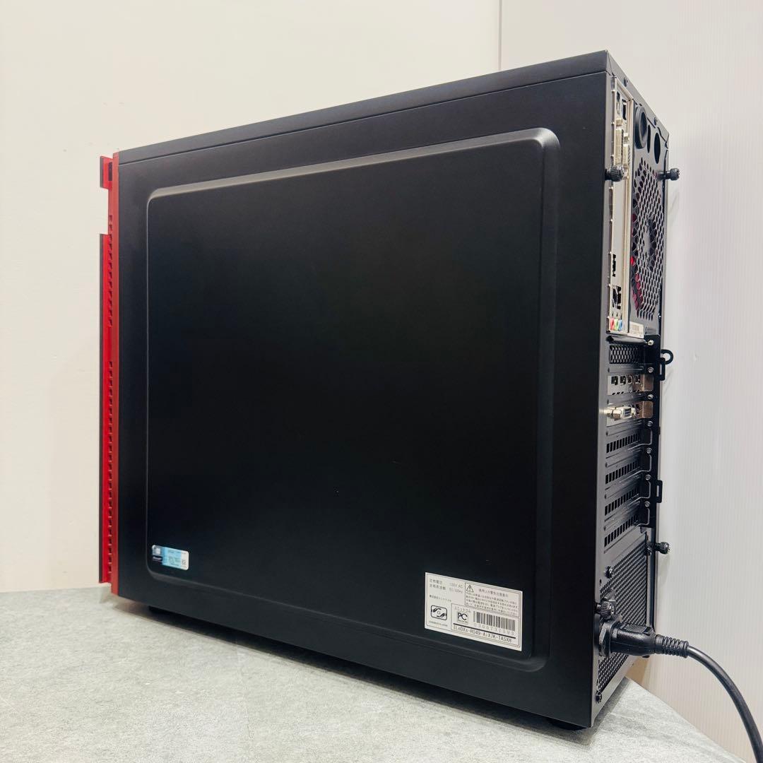 【ゲーミングPC】i7-8700 GTX1080 SSD120GB HDD3TB