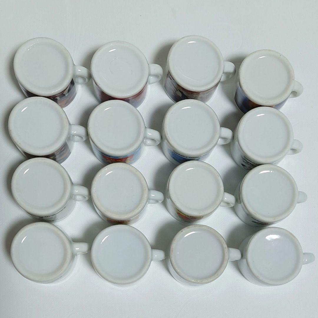 ディズニー ミニ絵皿 ミニマグカップ ウォルトディズニーカンパニー カプセルトイ