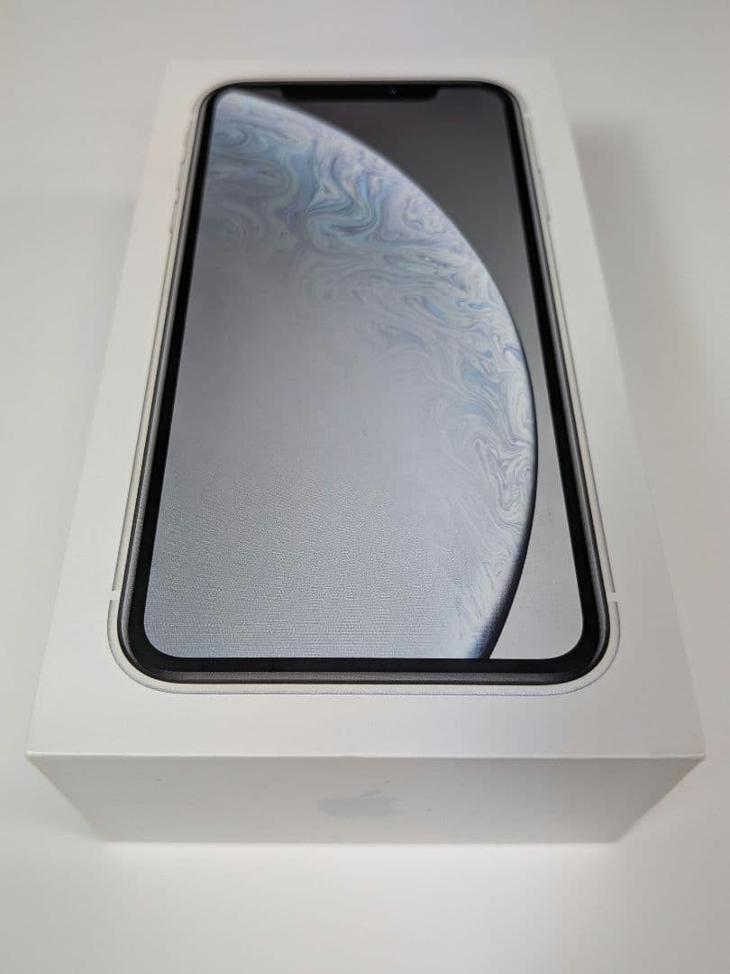 ⑦Apple iPhoneXR 64GB ホワイト バッテリー88％