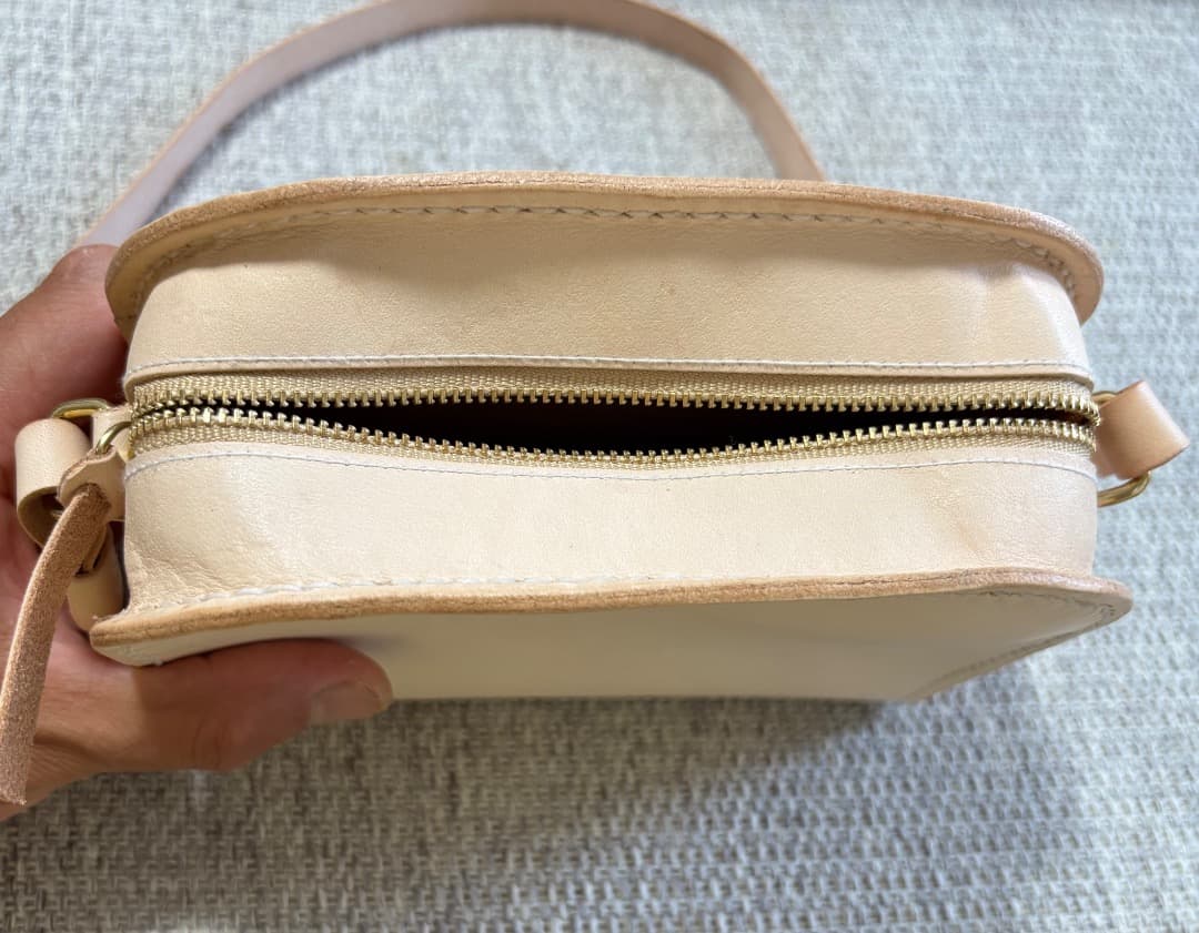チョコさん専用 ヌメ革ショルダーバック