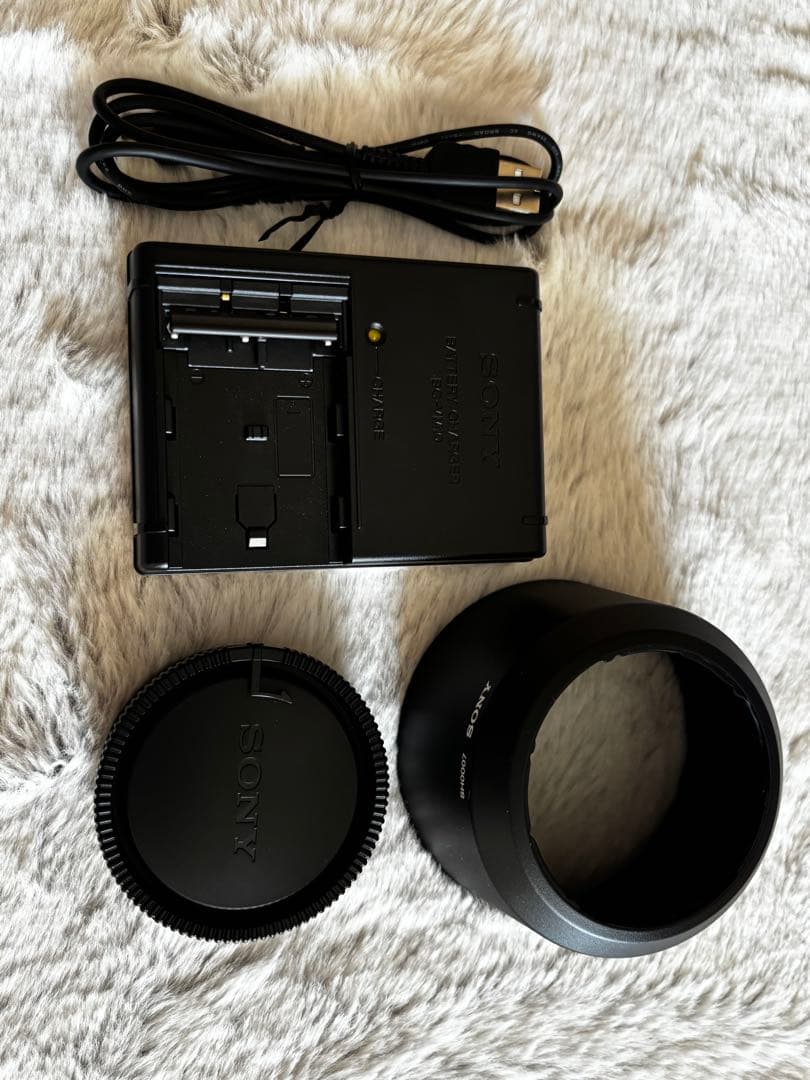 SONY α57 一眼レフ レンズ2本セット18-55mm 75-300mm