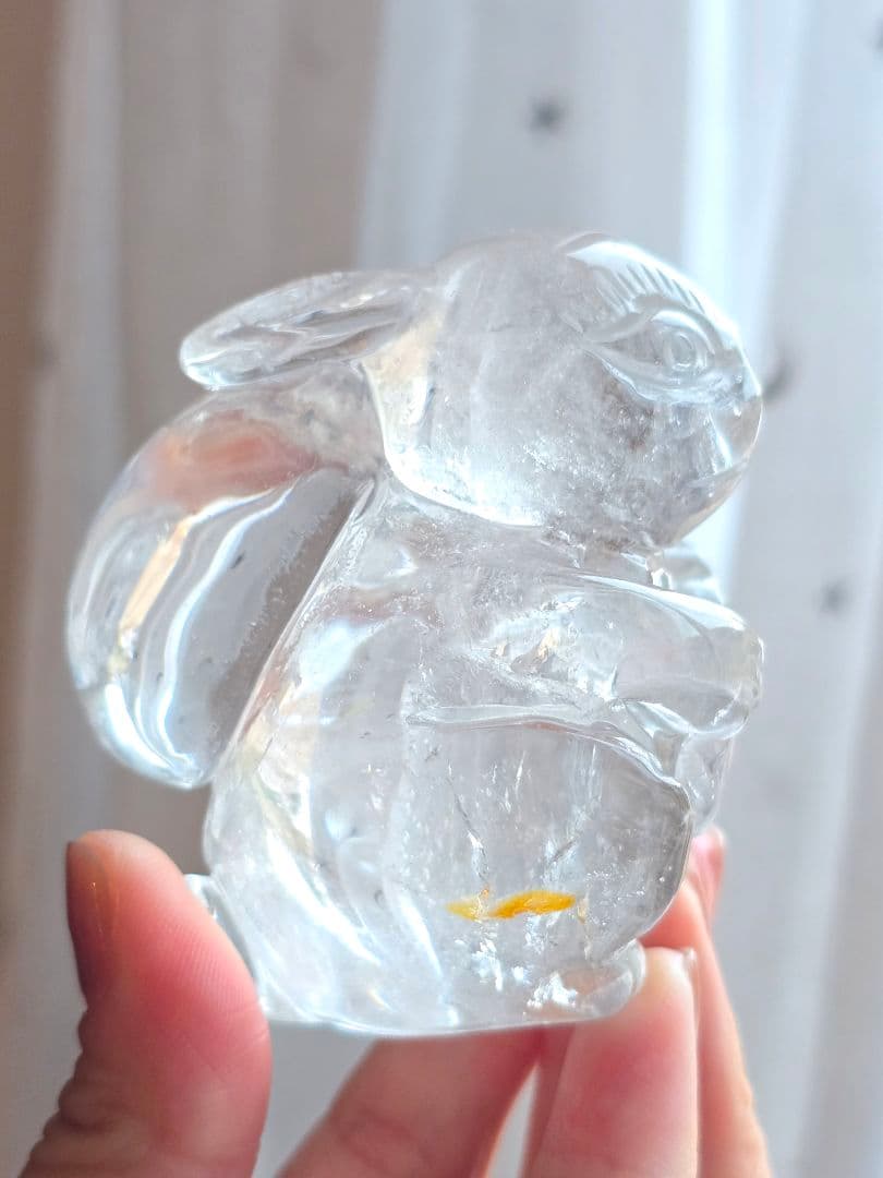 水晶 手彫り うさぎ ゴールデンヒーラー共生 天然石 縁起物 インテリア
