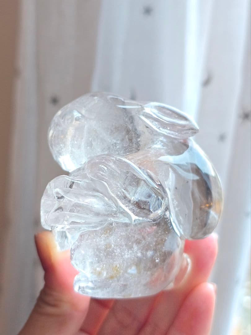 水晶 手彫り うさぎ ゴールデンヒーラー共生 天然石 縁起物 インテリア