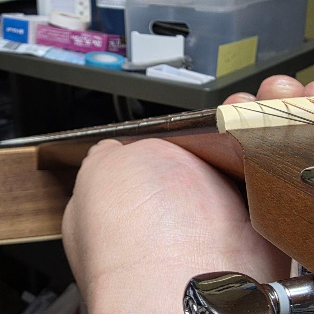 良品 Baby Taylor BT-1e NAT エレアコ ピックアップ付