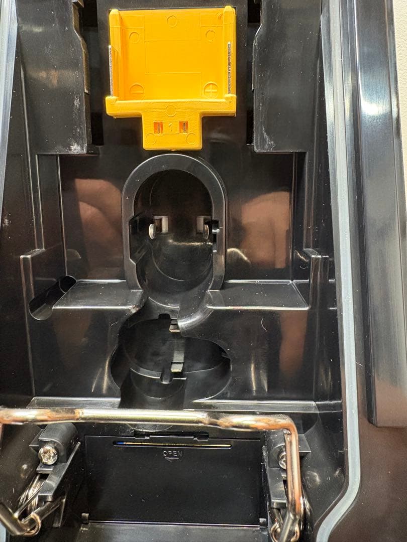 Makita 充電式ラジオ 黒 LXT iPod iPhone対応 防水 防塵