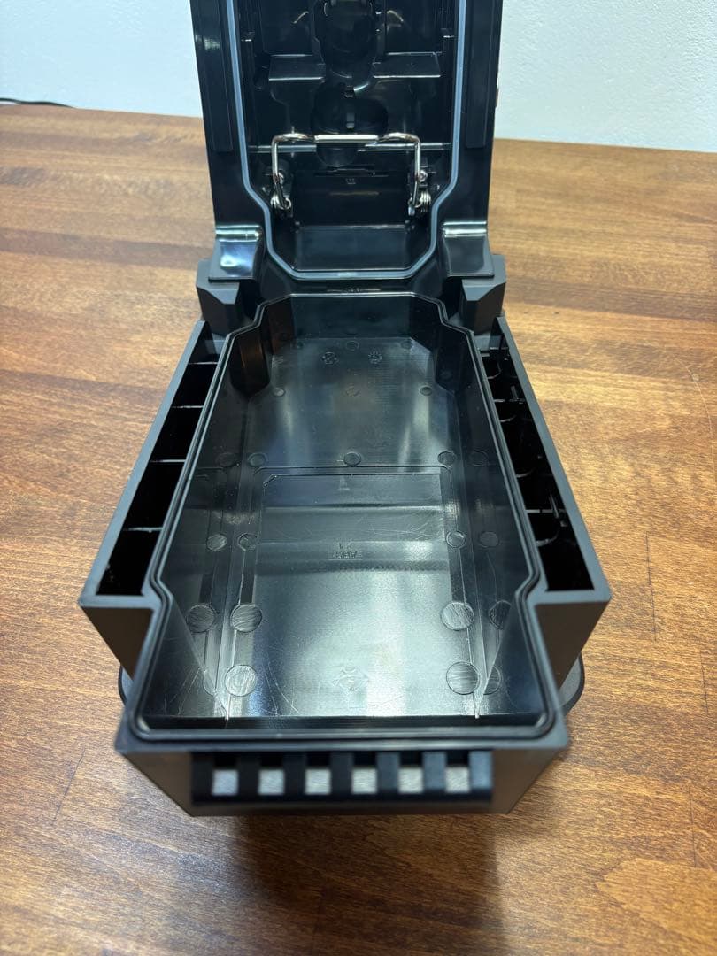 Makita 充電式ラジオ 黒 LXT iPod iPhone対応 防水 防塵