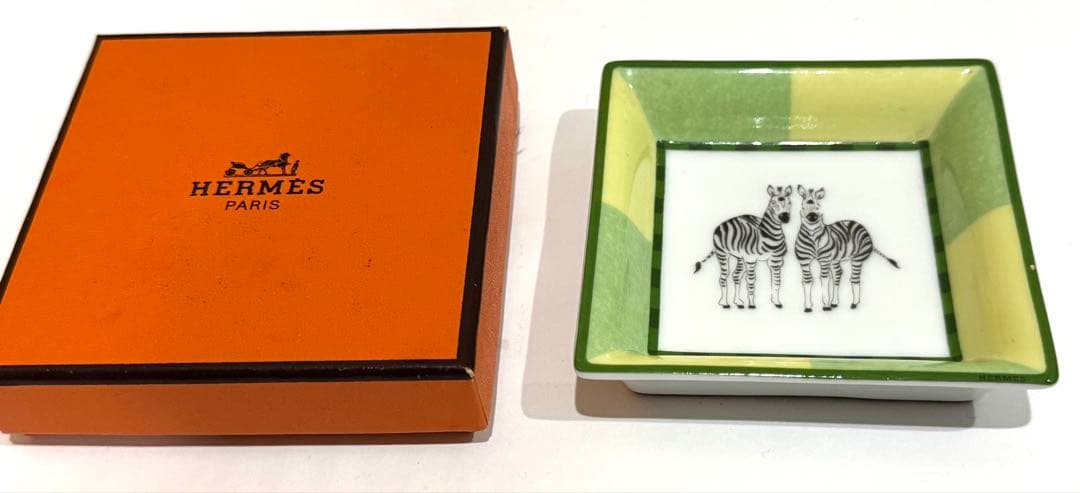 【HERMÈS エルメス】ゼブラ柄 小物トレイ