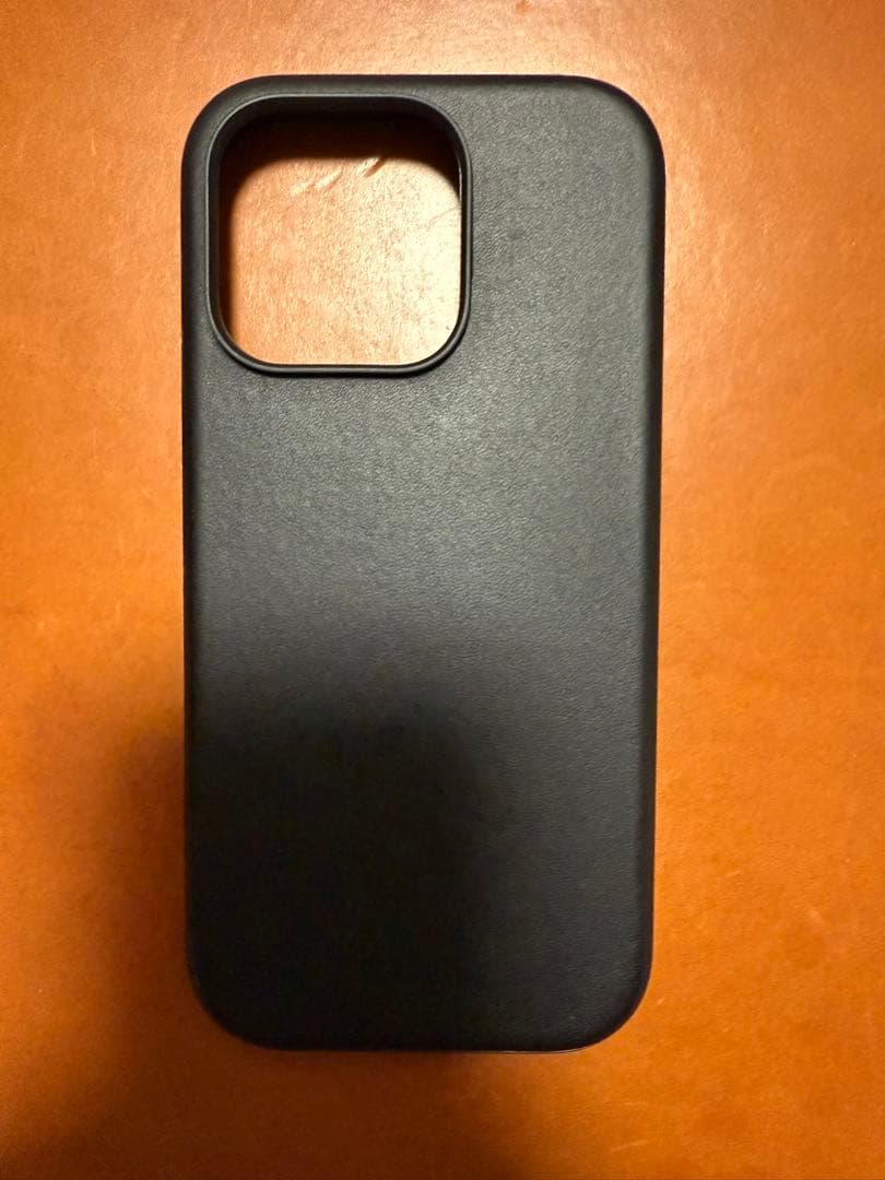 FK NOMAD ノマド iPhone 16 pro レザーケース