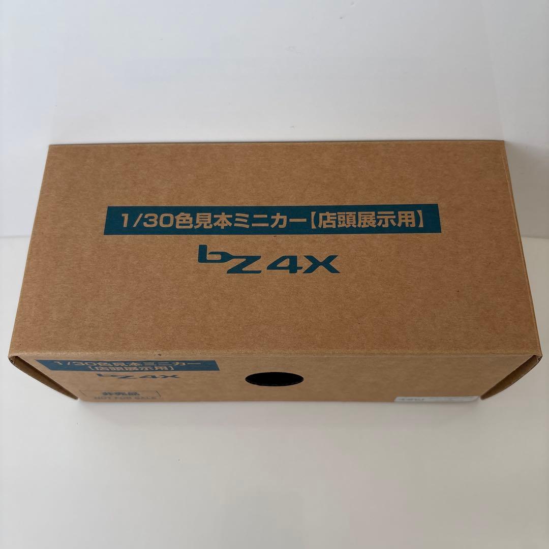 トヨタ 新型bZ4X ミニカーカラーサンプル プレシャスメタル【非売品】
