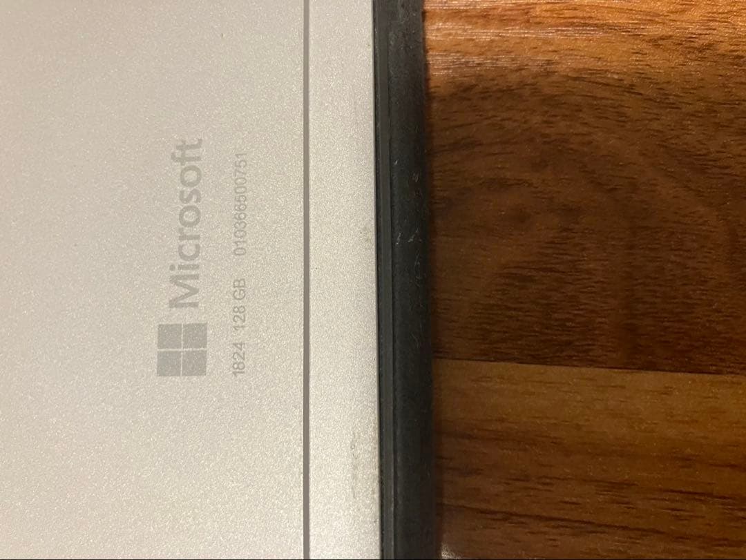 Windowsノート本体 surface go 1824 RAM8GB ROM128GB