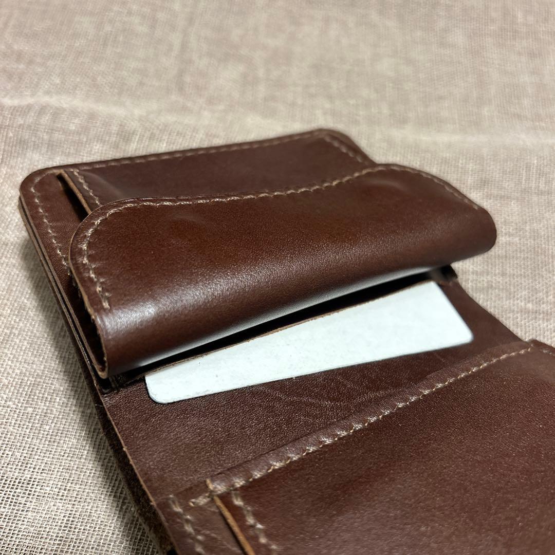 牛革ヌメ　ミドル財布 三つ折り　トラッカーウォレット　ダークブラウン