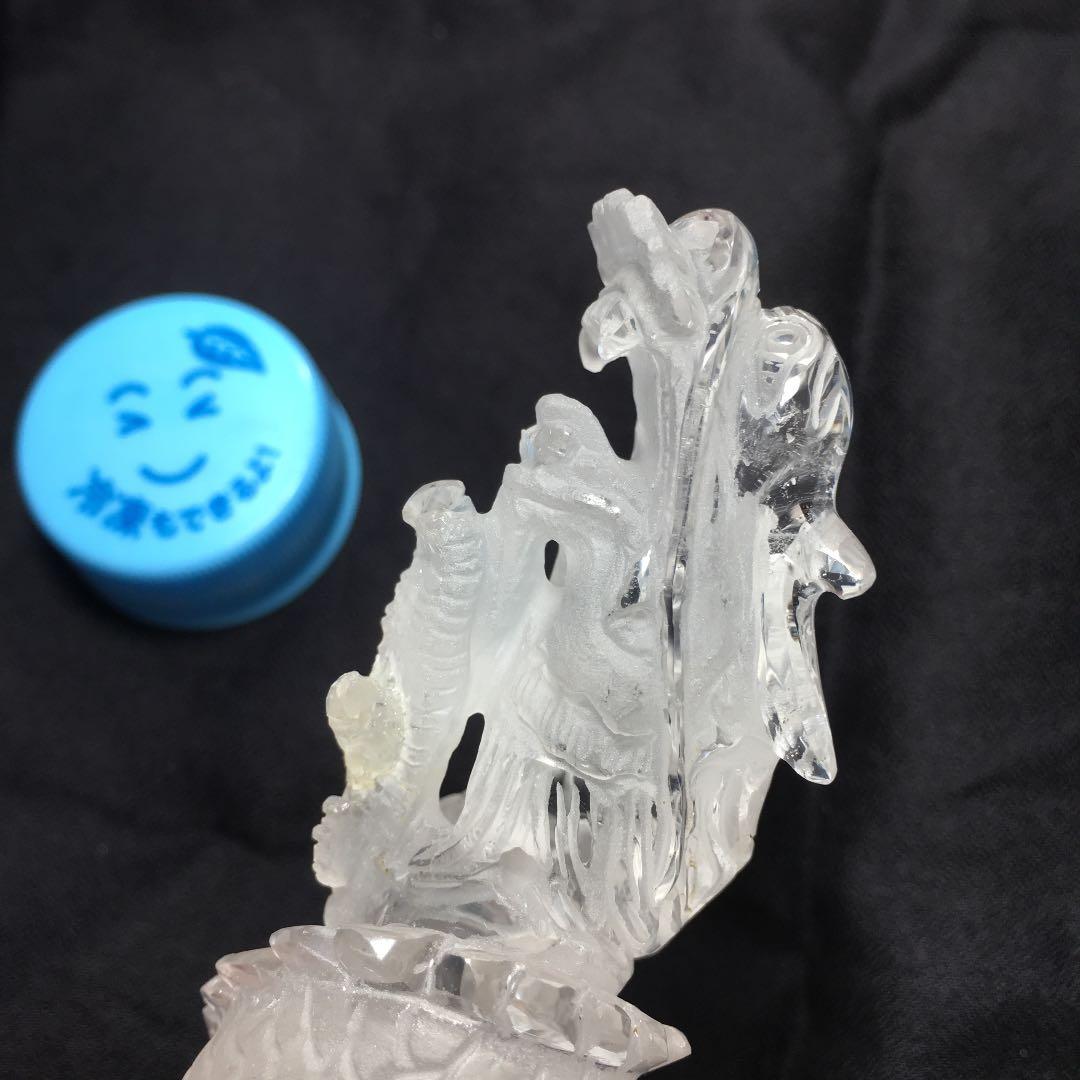 天然石 水晶 龍彫刻　昇り龍　縁起物