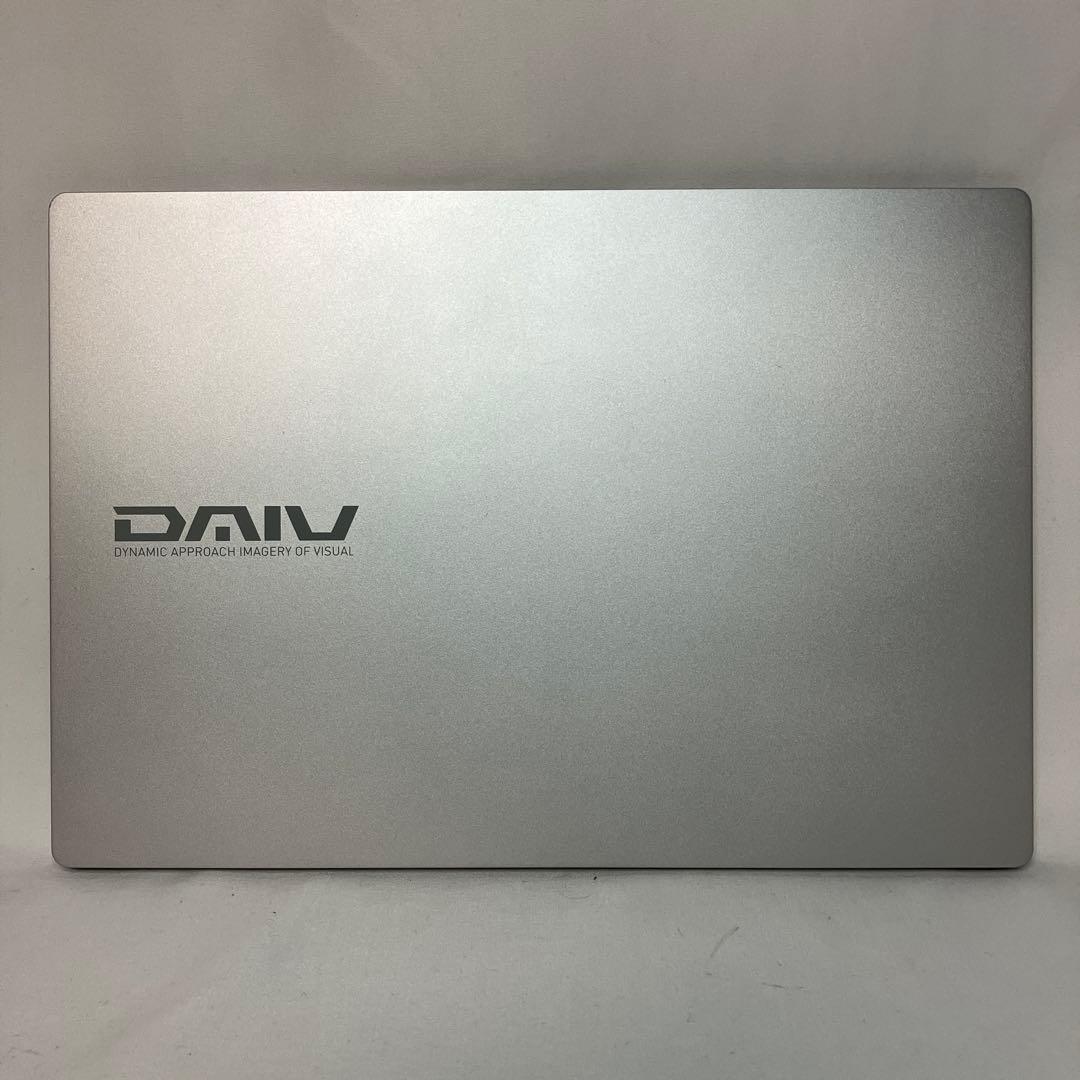 美品 mouse DAIV Z4 第13世代 i7 32GB 1TB WUXGA