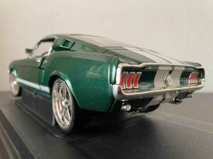 【日本未発売、絶版】ワイルドスピード ミニカー フォードマスタング 1/18