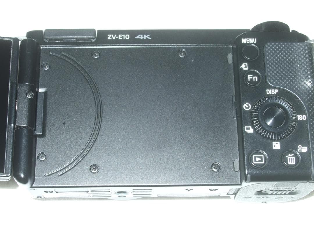 ZV-E10／レンズ SEL16F28／シューティンググリップGP-VPT2BT