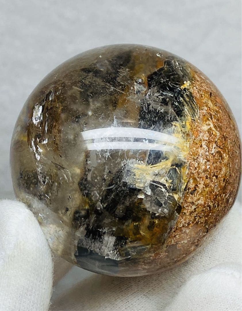 45.6㍉　ブラック・白・水晶宝石&ゴールド鉱物共生 天然石 希少　自動開運