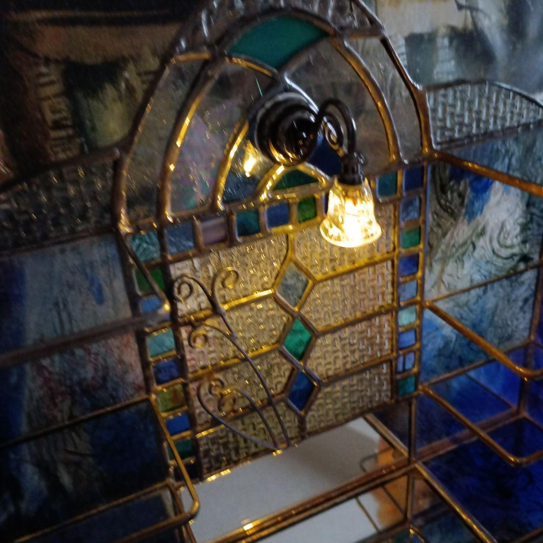 背景、ドールハウス　ミニチュアレトロバー