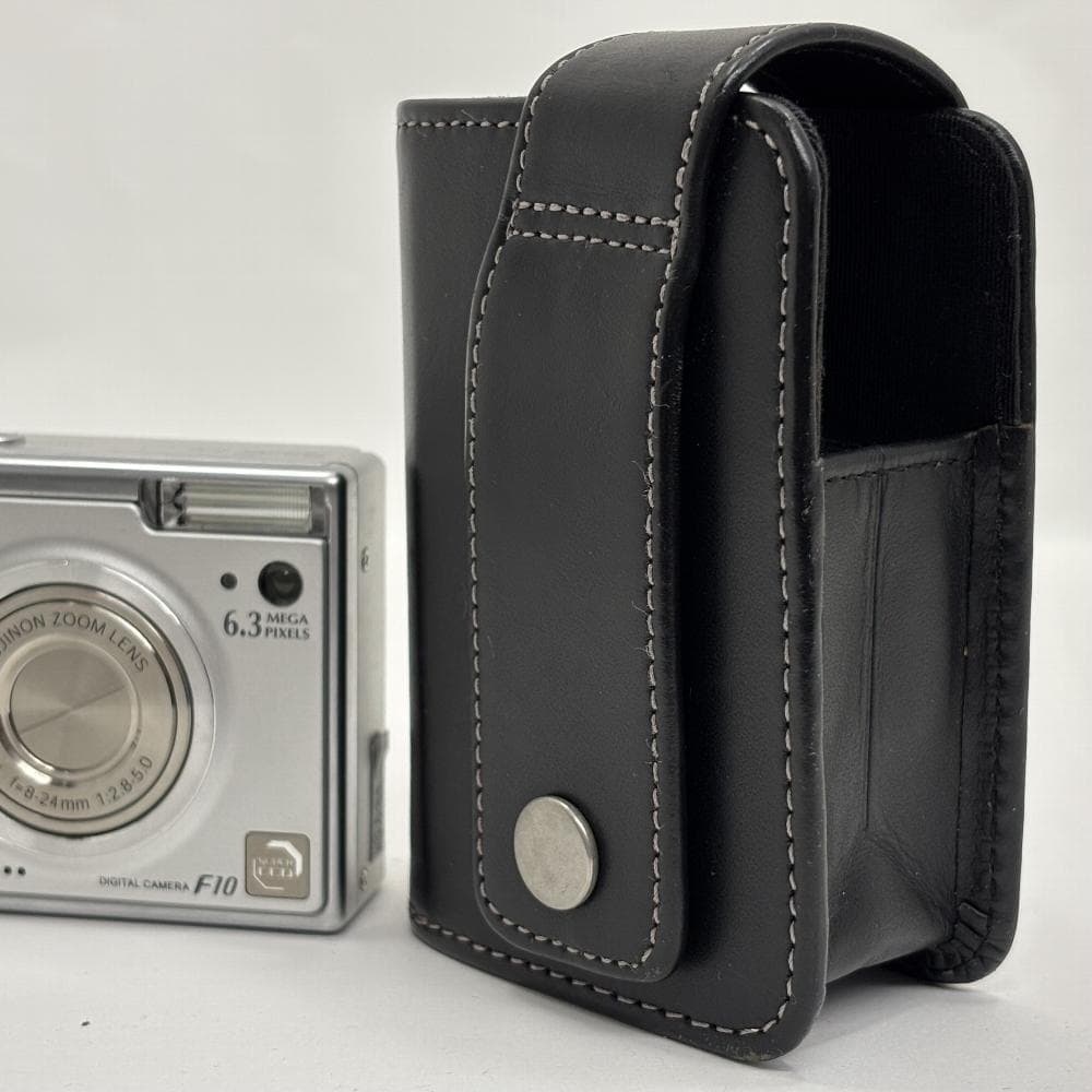 美品 動作品 FUJIFILM FinePix F10 コンパクトデジタルカメラ