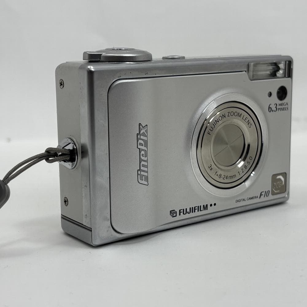 美品 動作品 FUJIFILM FinePix F10 コンパクトデジタルカメラ