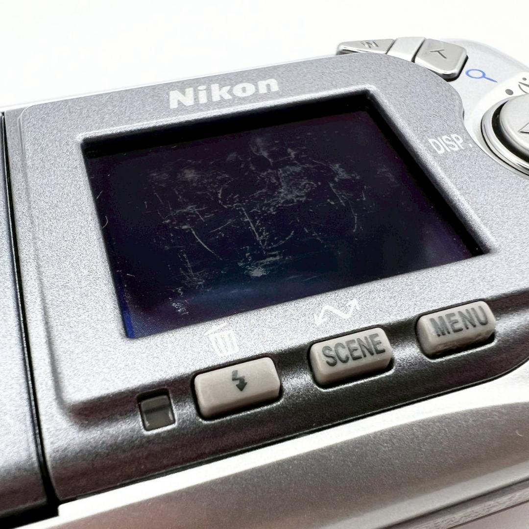 【完動品】Nikon COOLPIX 3500 コンデジ シルバー 動作確認済