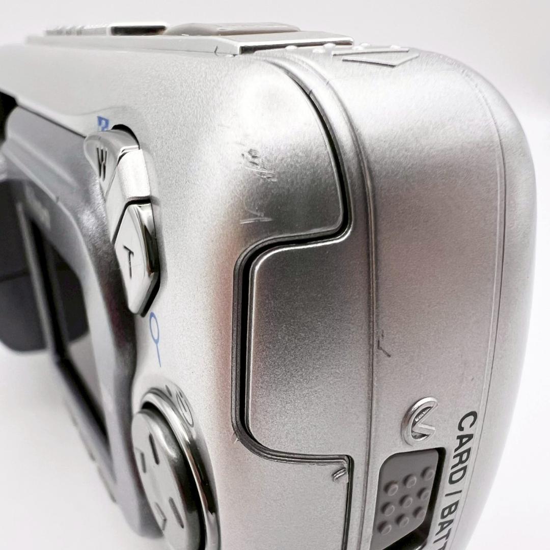 【完動品】Nikon COOLPIX 3500 コンデジ シルバー 動作確認済