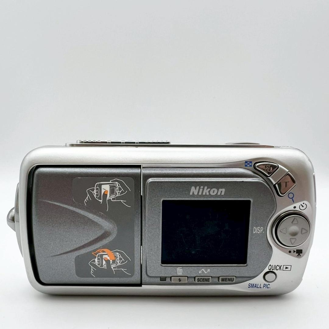 【完動品】Nikon COOLPIX 3500 コンデジ シルバー 動作確認済