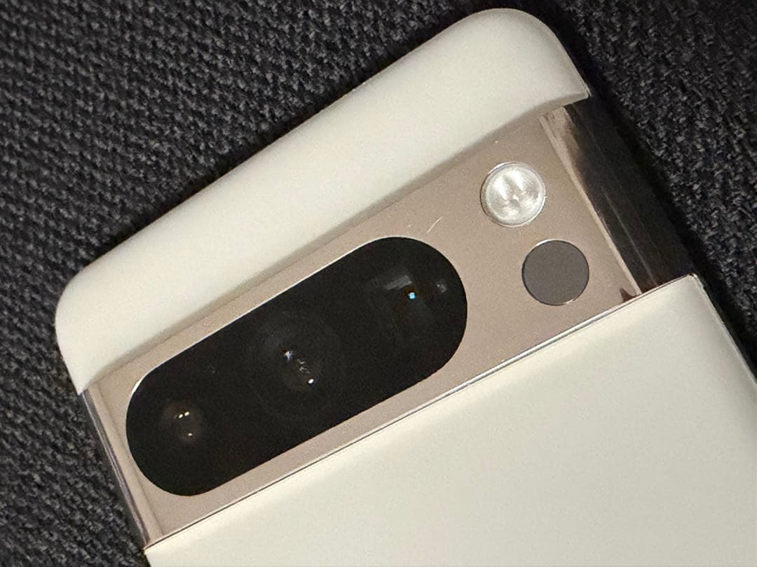 Google Pixel 8 Pro ホワイト 本体 おまけ付き