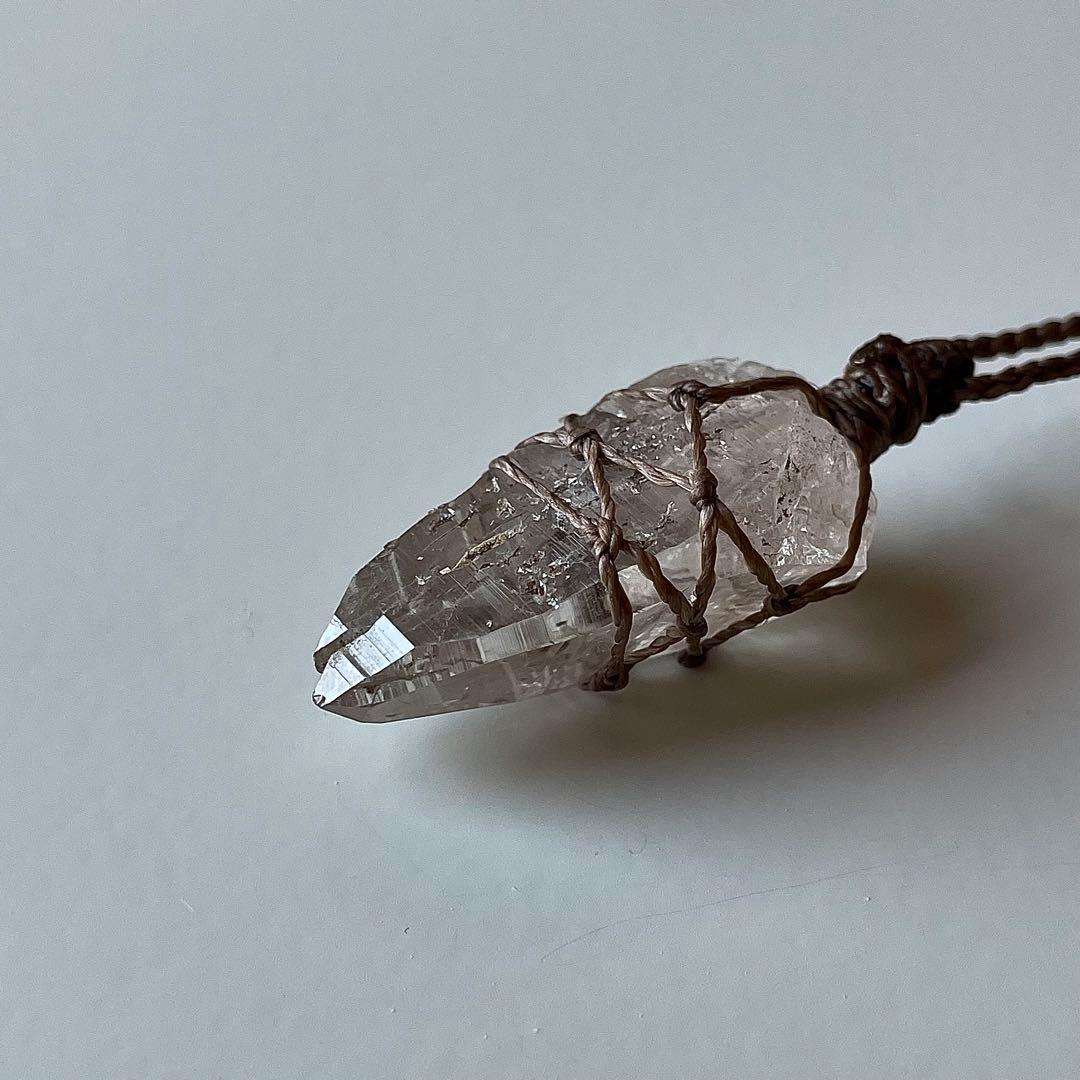 ヒマラヤ水晶 ガネッシュヒマール ＊ マクラメペンダント ネックレス 32