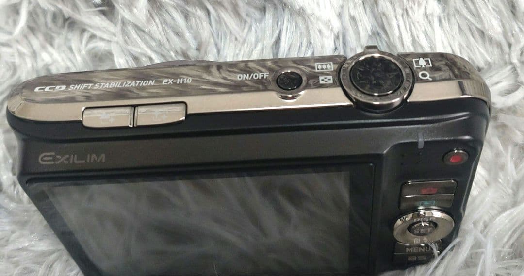 新品　未使用デジタルカメラ　CASIO EXILIM EX-H10