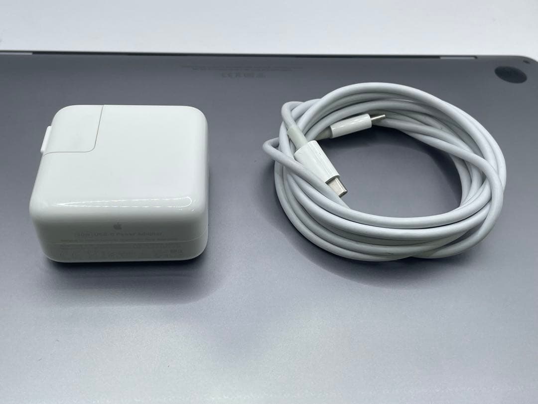 L*様 MacBook Pro 13インチ M1 2020 8GB/256GB