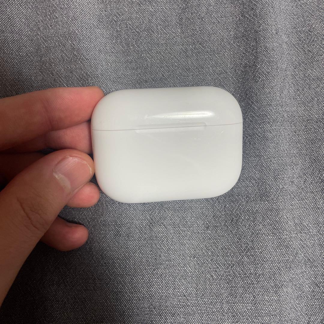 AirPods Pro3 本体 美品 クリーニングペン・ケース付き