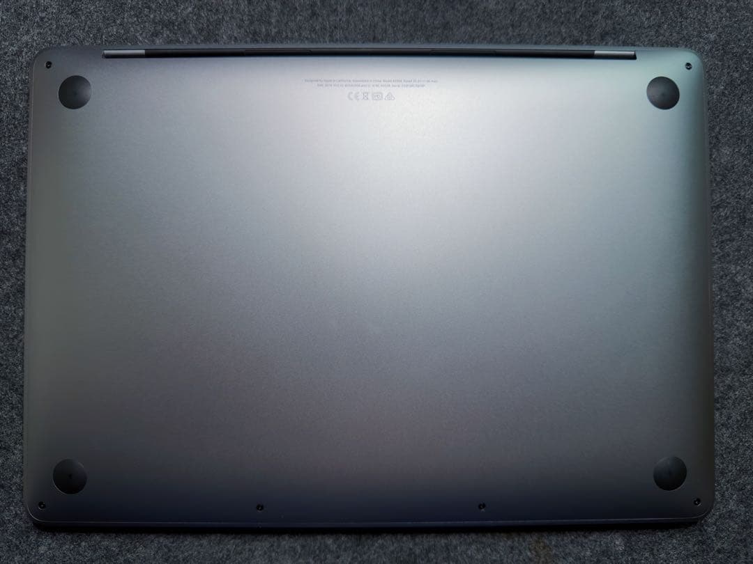 【極美品】MacBoo Pro 13本体 / 1TB / 16GB 全付属品あり