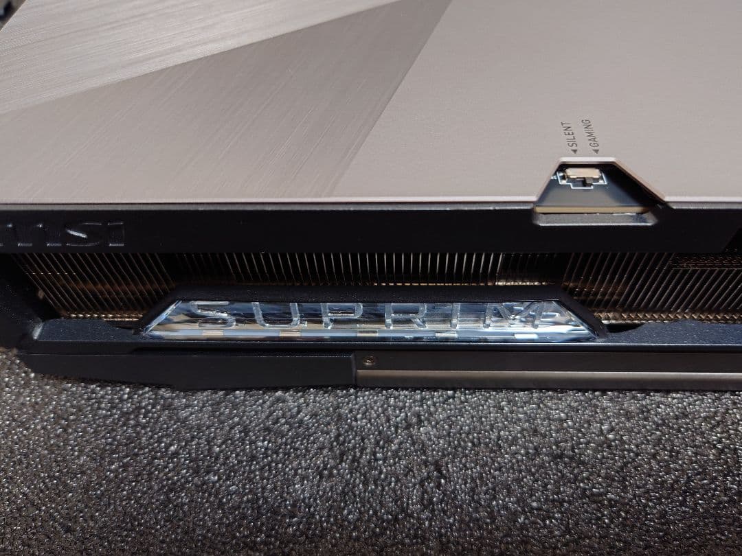 グラフィックボード・グラボ・ビデオカード MSI GeForce RTX5090 32G SUPRIM SOC