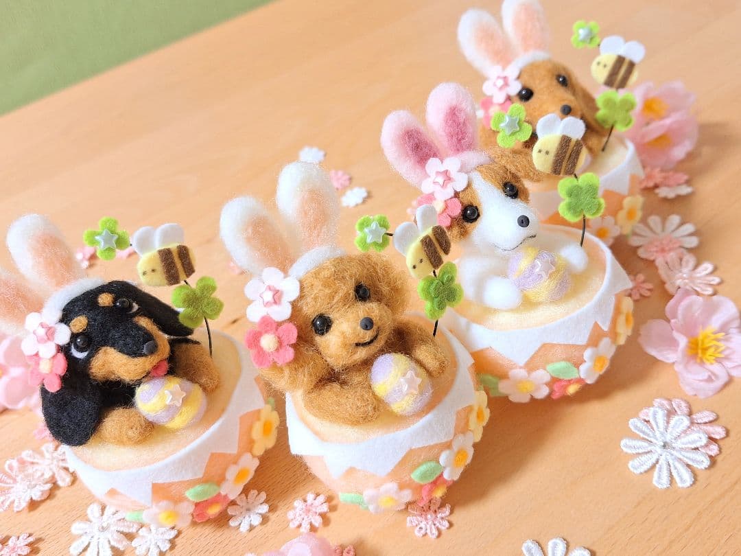 春 幸せたまご＊イースター ダックス ブラックタン✨羊毛フェルト ぬいぐるみ犬