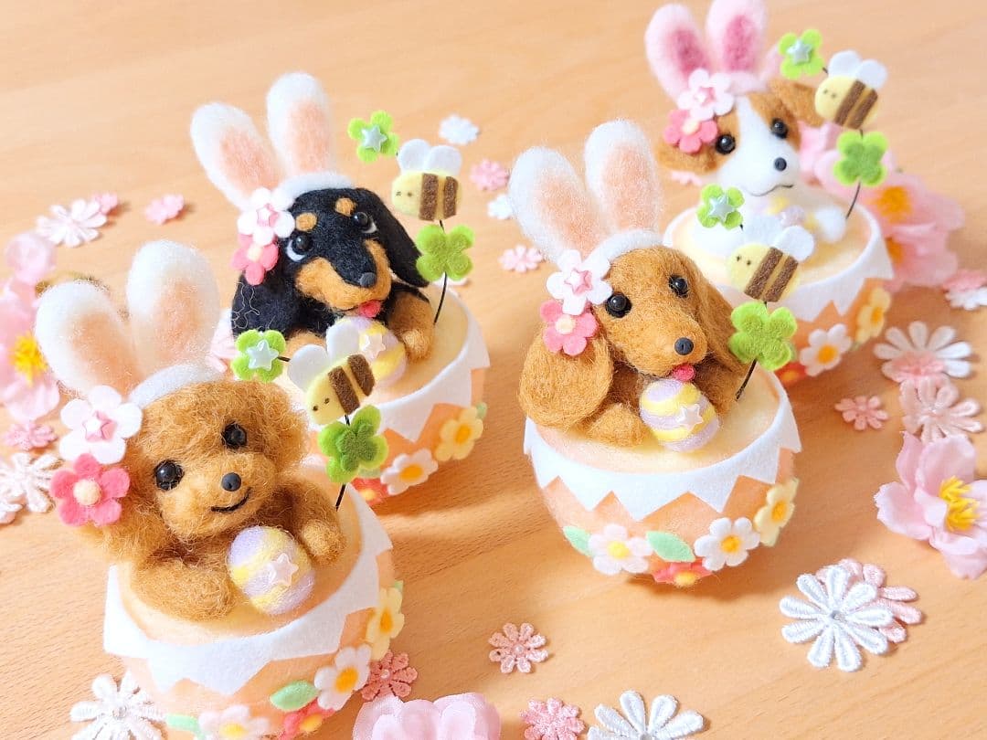 春 幸せたまご＊イースター ダックス ブラックタン✨羊毛フェルト ぬいぐるみ犬