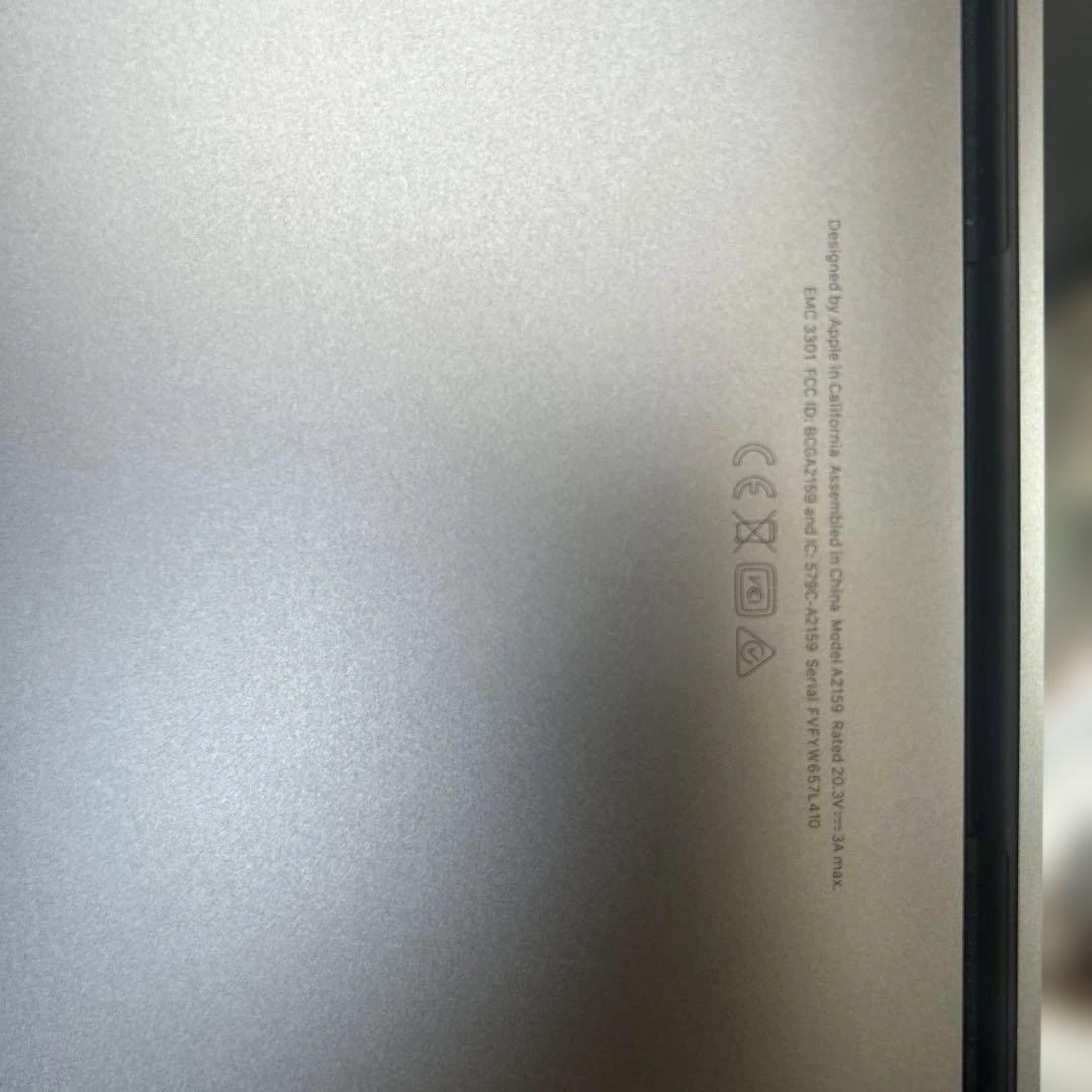 MacBook Pro 13.3inch 2019【液晶割れジャンク品】