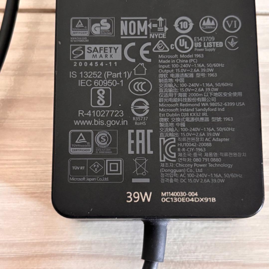 マイクロソフト Surface Laptop Go 1943 12.4インチ