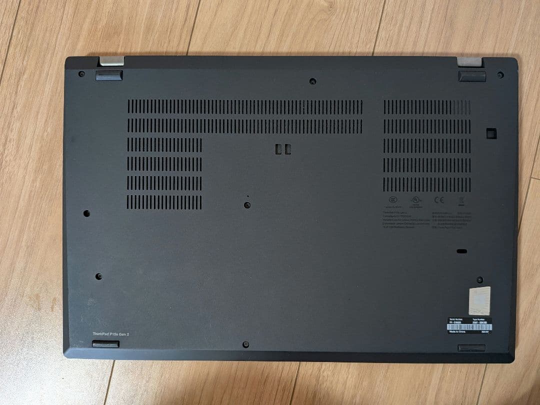 ち*ん様 【ジャンク】Lenovo ThinkPad P15s Gen2/Cor