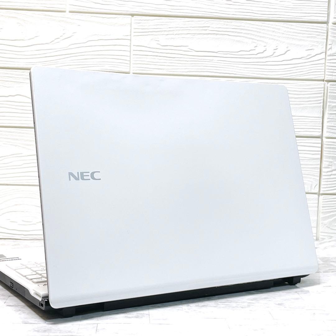 人気ホワイト✨メモリ8GB✨カメラ DVDノートパソコンWindows11