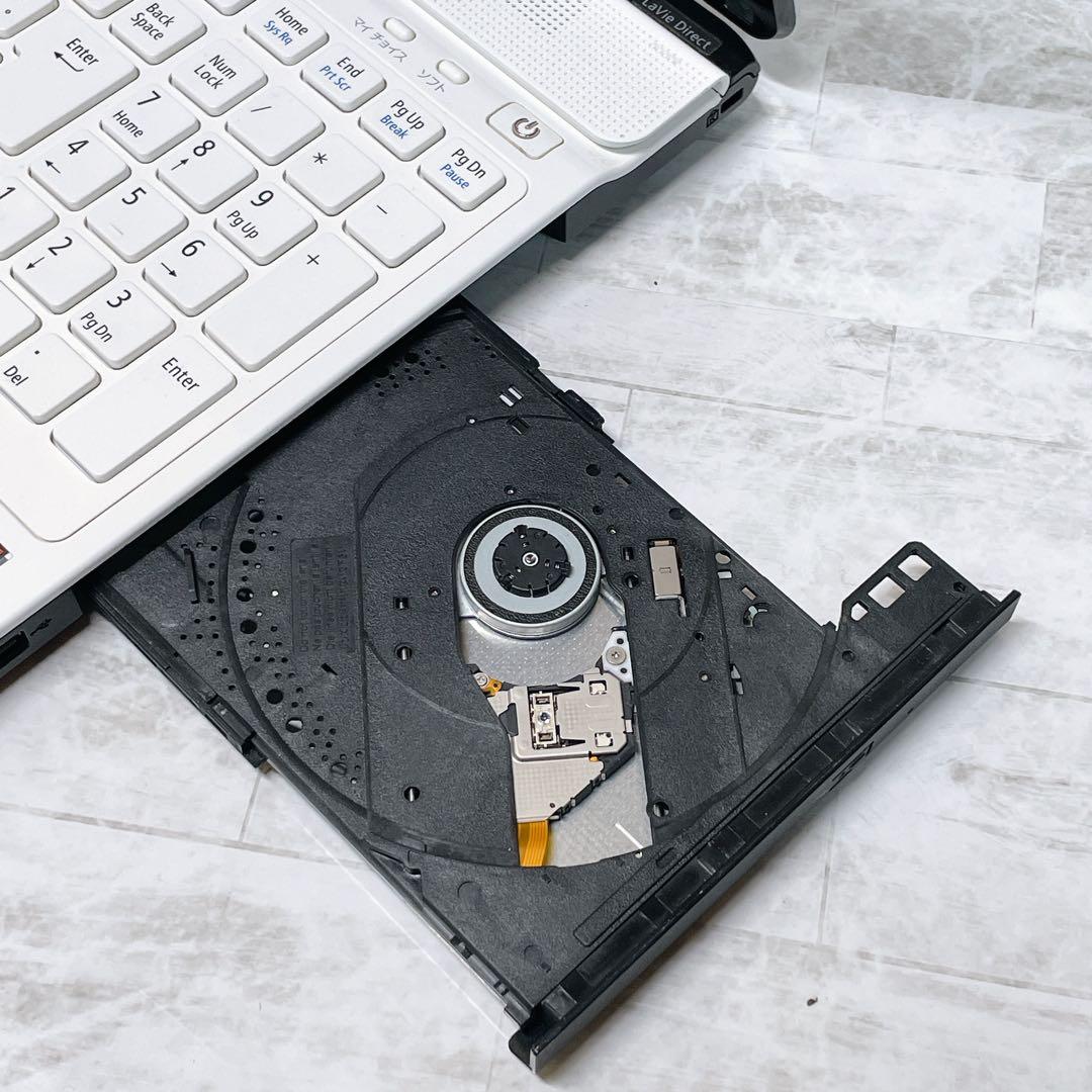 人気ホワイト✨メモリ8GB✨カメラ DVDノートパソコンWindows11