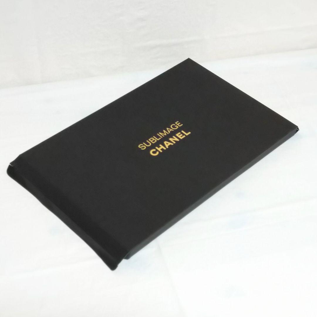 CHANEL ヴァニラ 華 刺繍 金色 黒 ショルダーバッグ ポーチ シャネル