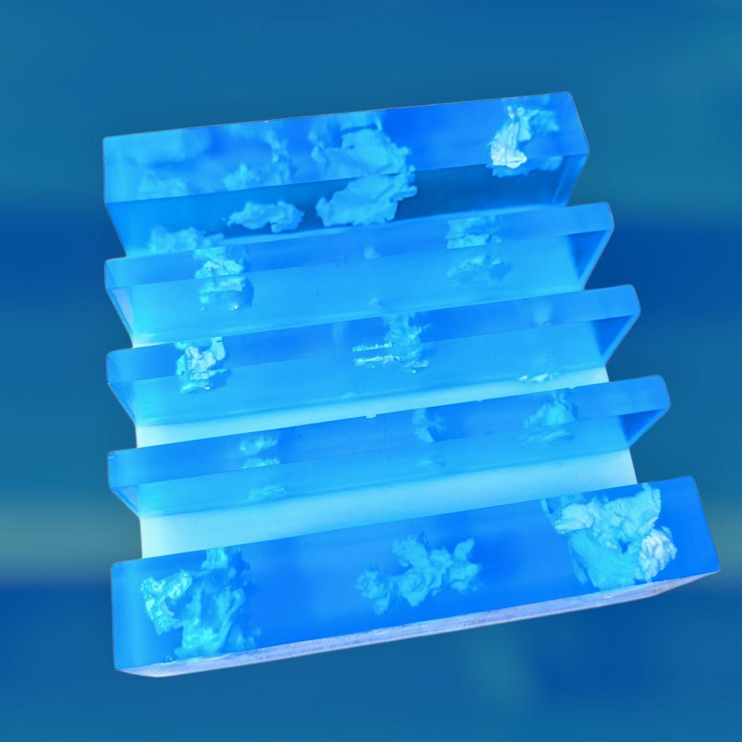 韓国 セービング 晴れ渡る夏空 雲 お札スタンド マネースタンド