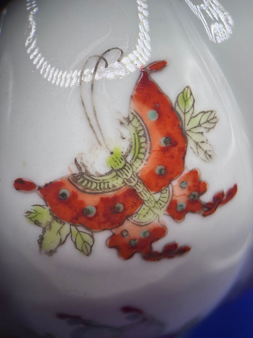 中国古玩 唐物 大清乾隆年製 款 粉彩 百蝶文 瓢箪型 蓋付壺 時代物