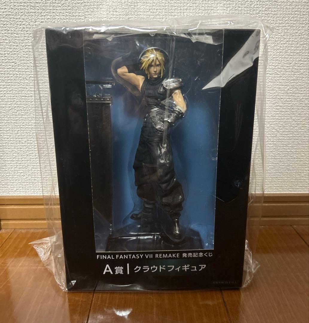 FINAL FANTASY VII REMAKE 一番くじ　クラウド　エアリス