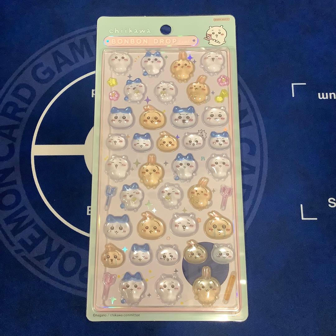 ちいかわbaby おまるマスコット　ちいかわ　ハチワレ　ボンボンドロップシール