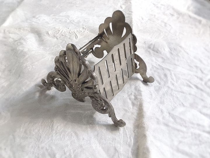 フランスアンティーク　カトラリーレスト　アンティークシルバー　ナイフレスト