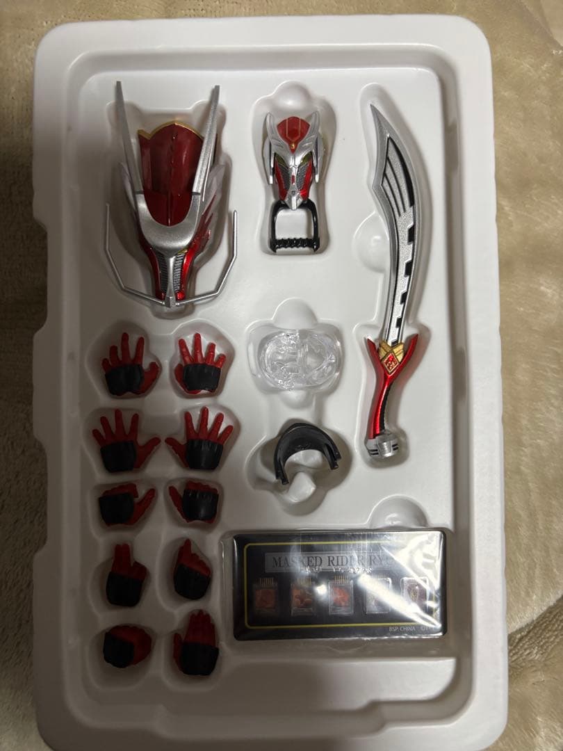 り*う様 S.H.Figuarts 真骨彫製法 仮面ライダー龍騎