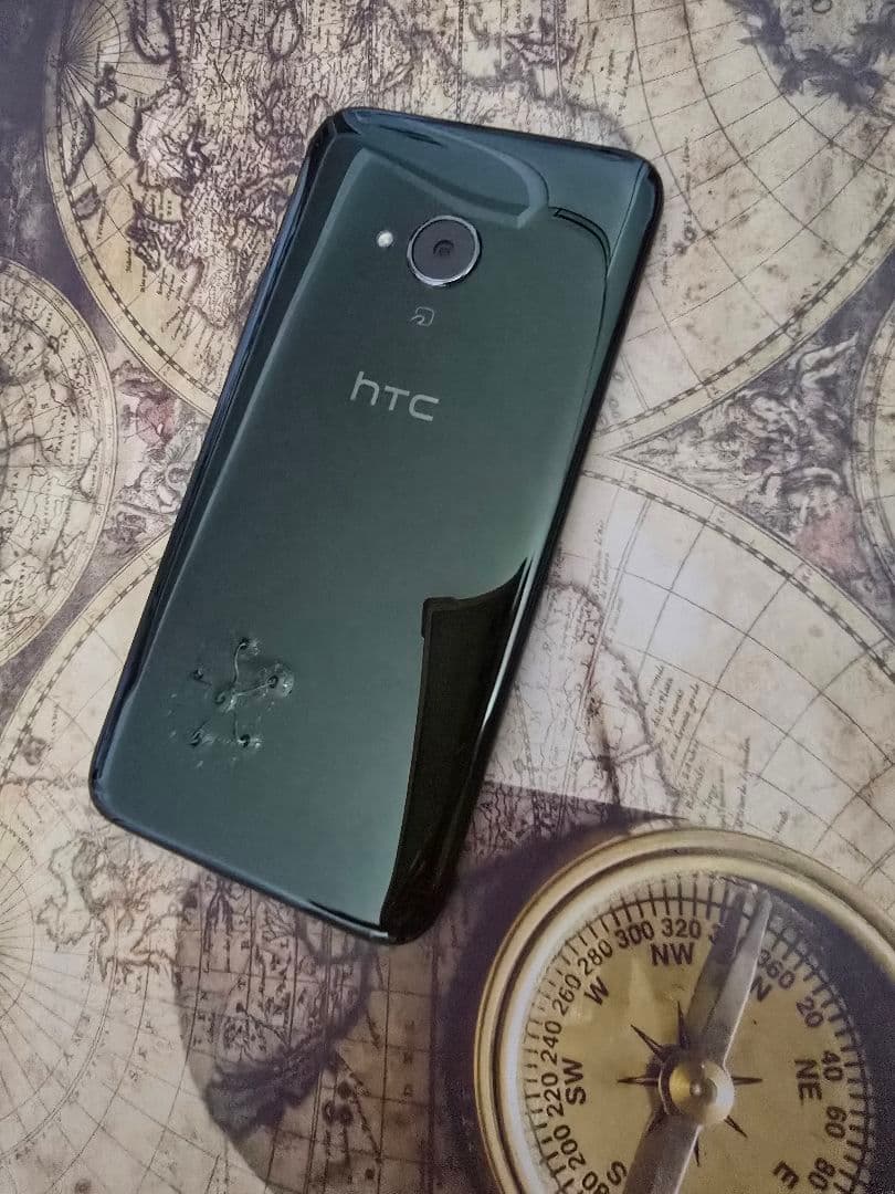 HTC U11life ブラック 本体