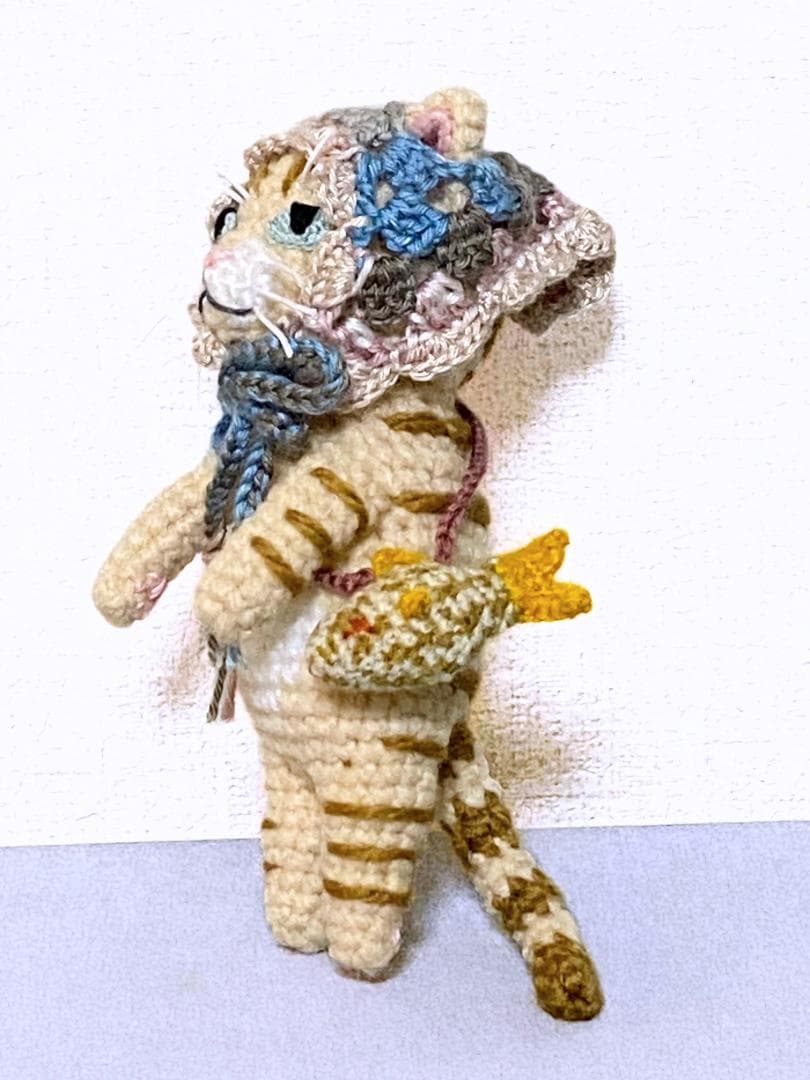 【ゼロページ】シャム猫さんと茶トラ猫さんのあみぐるみ（キーホルダーサイズ）