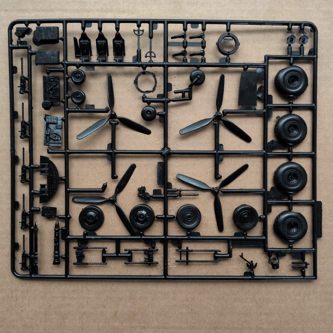 Revell/MONOGRAM 1/48　B-17 G